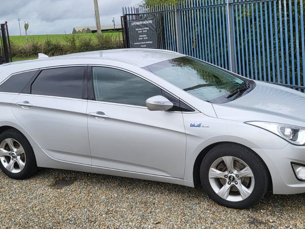 Hyundai i40 Estate, Diesel, 2015, Silver