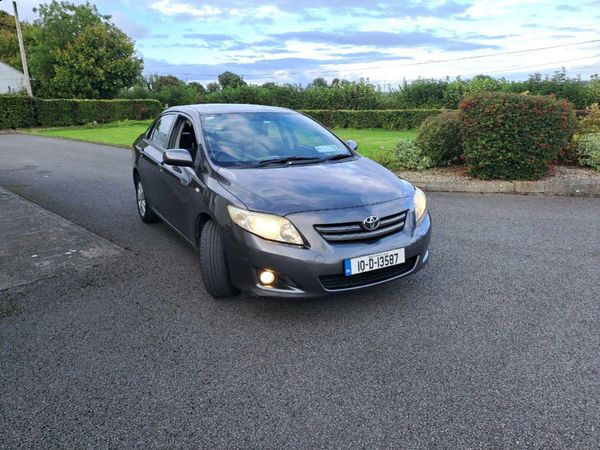 Toyota Corolla Saloon, Petrol, 2010, Grey