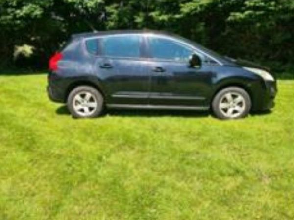 Peugeot 3008 MPV, Diesel, 2011, Black