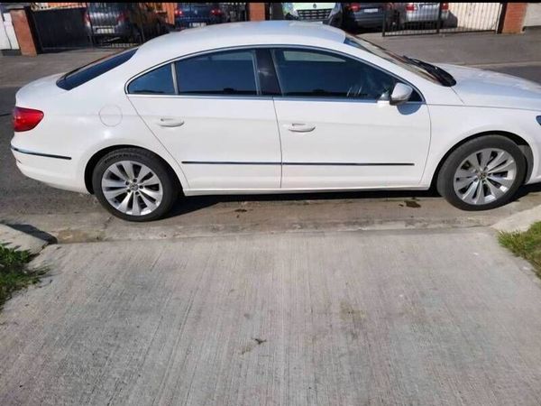 Volkswagen Passat Coupe, Diesel, 2012, White