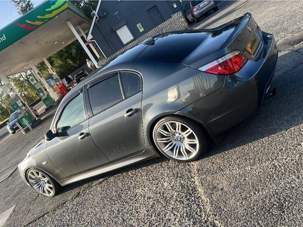 BMW 5-Series Saloon, Diesel, 2008, Grey