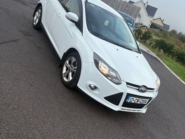Ford Focus Hatchback, Diesel, 2012, White