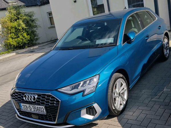 Audi A3 Hatchback, Petrol Plug-in Hybrid, 2022, Blue