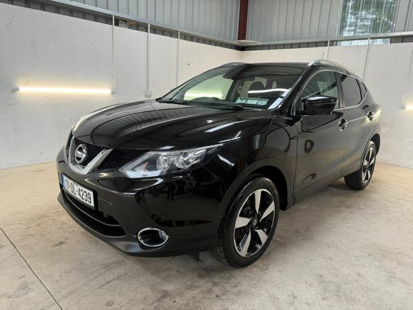 Nissan Qashqai SUV, Diesel, 2017, Black
