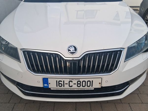 Skoda Superb Estate, Diesel, 2016, White