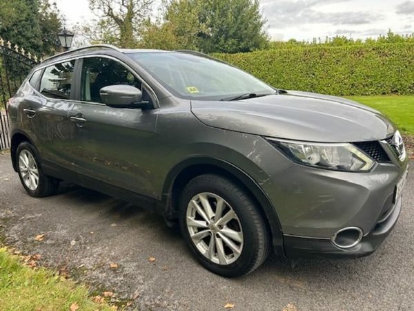 Nissan Qashqai Hatchback, Diesel, 2016, Grey