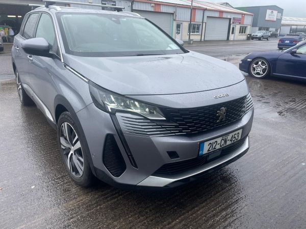 Peugeot 5008 MPV, Diesel, 2021, Grey