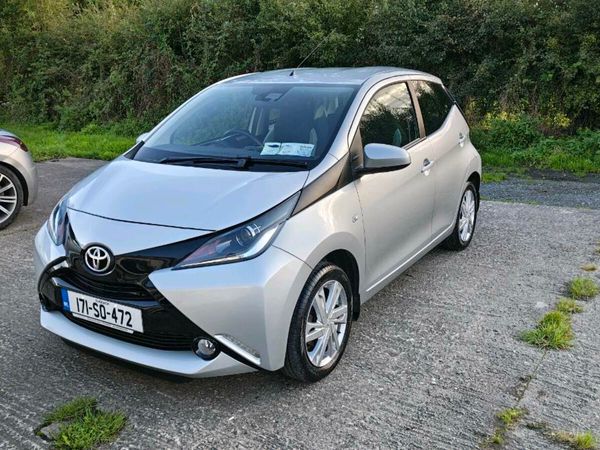 Toyota Aygo Hatchback, Petrol, 2017, Grey
