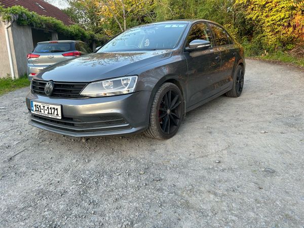 Volkswagen Jetta Saloon, Diesel, 2015, Grey