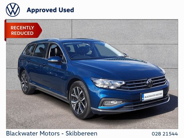 Volkswagen Passat Estate, Diesel, 2022, Blue