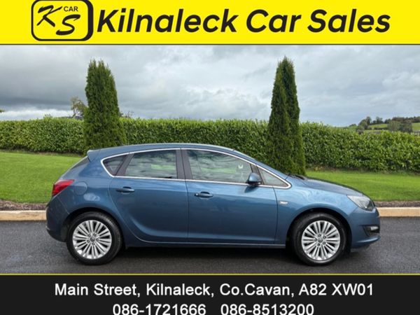 Opel Astra Hatchback, Diesel, 2015, Blue