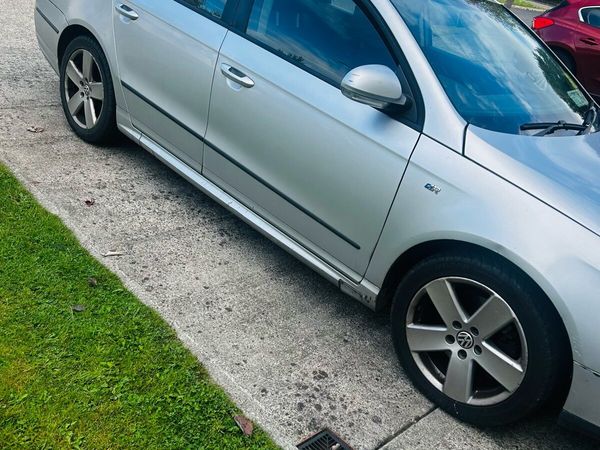 Volkswagen Passat Estate, Diesel, 2009, Silver