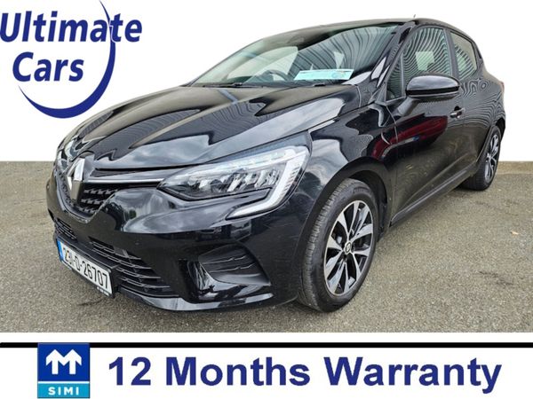 Renault Clio Hatchback, Petrol, 2023, Black