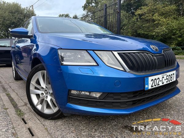 Skoda Octavia Saloon, Diesel, 2020, Blue