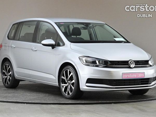 Volkswagen Touran MPV, Petrol, 2019, Silver