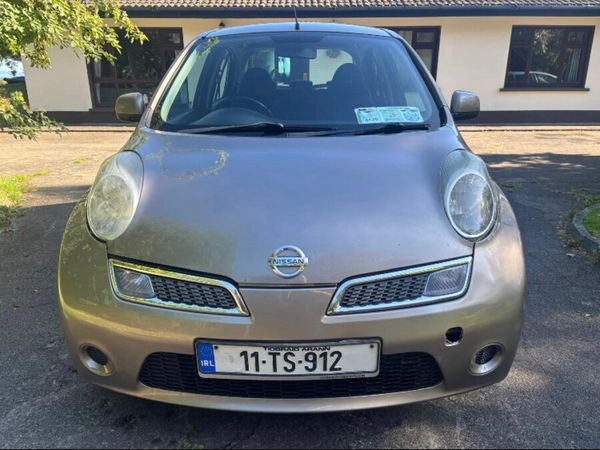Nissan Micra Hatchback, Petrol, 2011, Gold