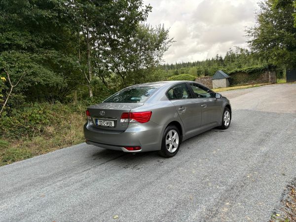 Toyota Avensis Saloon, Diesel, 2013, Grey