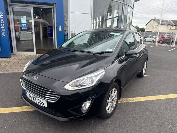 Ford Fiesta Hatchback, Petrol, 2018, Black