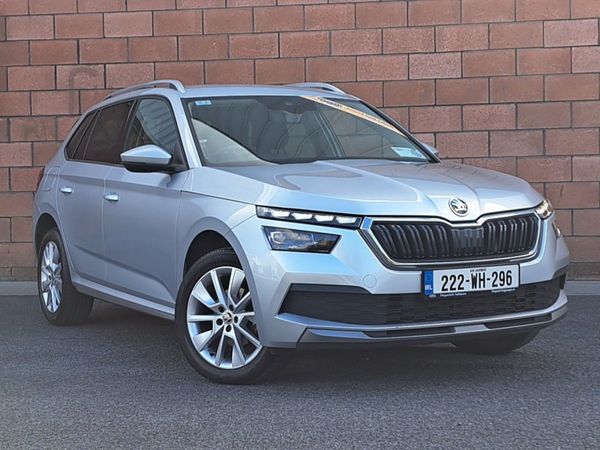 Skoda Kamiq Hatchback, Petrol, 2022, Silver