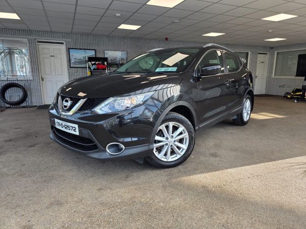 Nissan Qashqai SUV, Diesel, 2017, Black