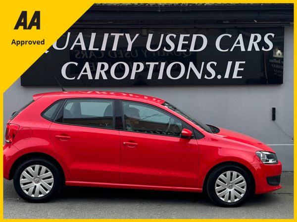 Volkswagen Polo Hatchback, Petrol, 2014, Red