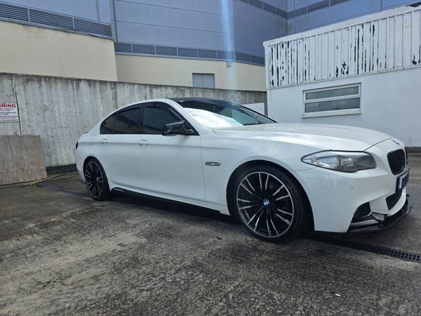 BMW 5-Series Saloon, Diesel, 2012, White