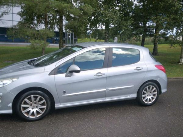 Peugeot 308 Hatchback, Diesel, 2011, Grey