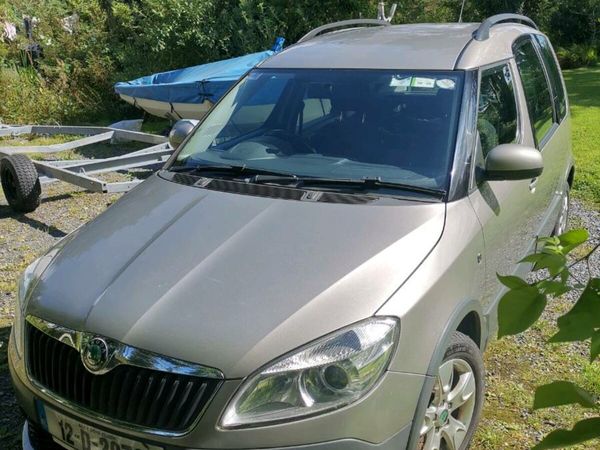 Skoda Roomster MPV, Diesel, 2012, Beige