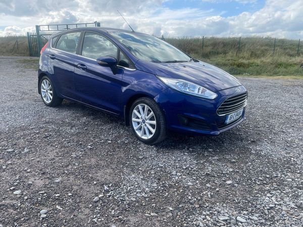 Ford Fiesta Hatchback, Petrol, 2016, Blue