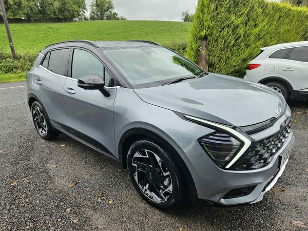Kia Sportage SUV, Petrol Hybrid, 2024, Silver
