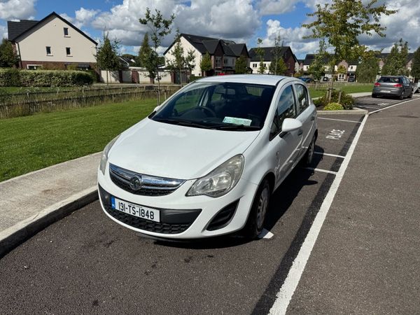 Vauxhall Corsa Hatchback, Petrol, 2013, White