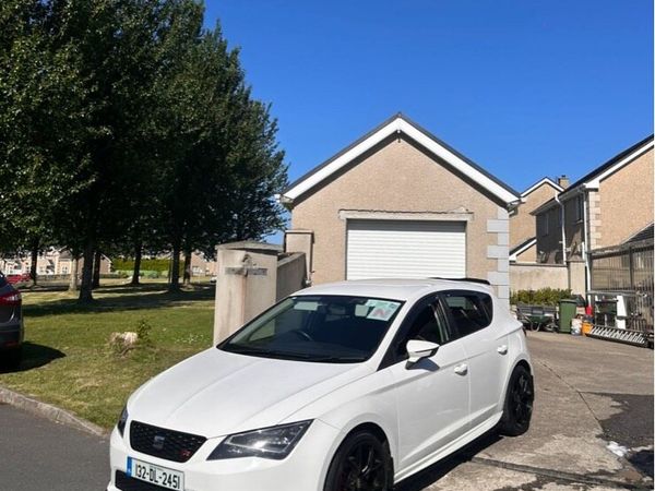 SEAT Leon Hatchback, Petrol, 2013, White