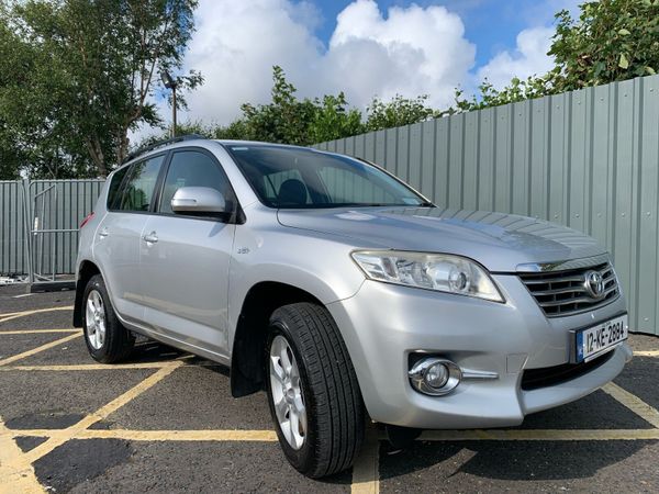 Toyota RAV4 SUV, Diesel, 2012, Silver