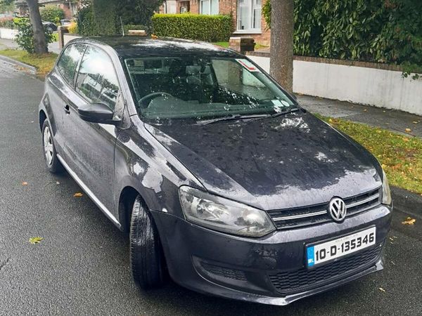 Volkswagen Polo Hatchback, Petrol, 2010, Black