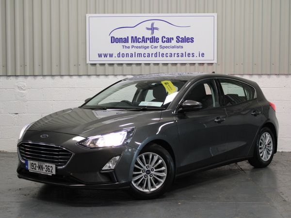 Ford Focus Hatchback, Diesel, 2019, Grey