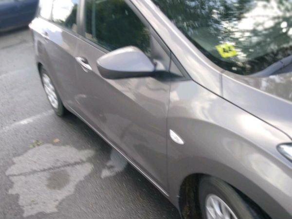 Hyundai i30 Estate/Jeep, Diesel, 2013, Bronze