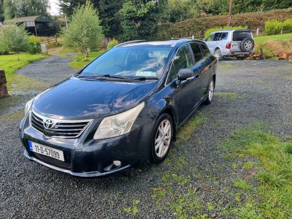 Toyota Avensis Estate, Diesel, 2011, Grey