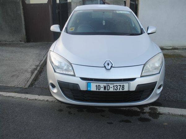 Renault Megane Estate, Diesel, 2010, Silver