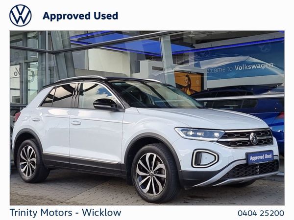 Volkswagen T-Roc SUV, Petrol, 2024, White