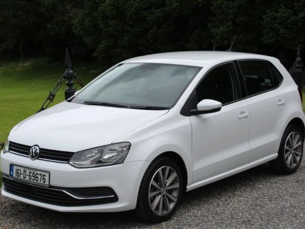 Volkswagen Polo Hatchback, Petrol, 2016, White