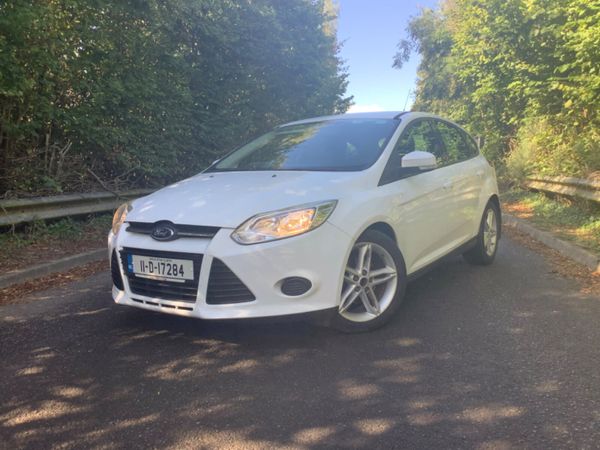 Ford Focus Hatchback, Diesel, 2011, White