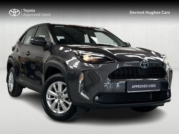 Toyota Yaris Cross Hatchback, Petrol Hybrid, 2024, Grey