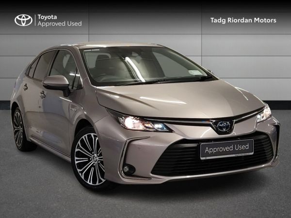 Toyota Corolla Saloon, Petrol Hybrid, 2021, Grey