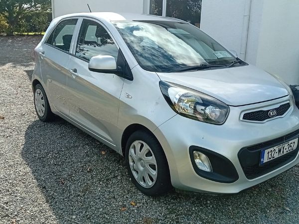 Kia Picanto Hatchback, Petrol, 2013, Silver