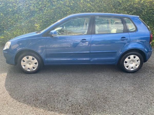 Volkswagen Polo Hatchback, Petrol, 2008, Blue