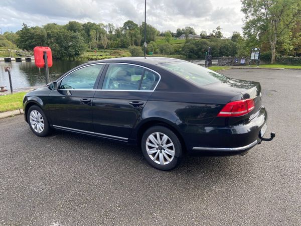 Volkswagen Passat Saloon, Diesel, 2012, Black