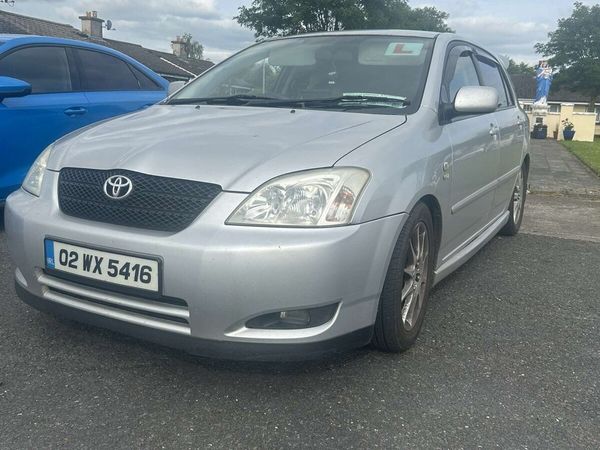 Toyota Corolla Hatchback, Petrol, 2002, Silver