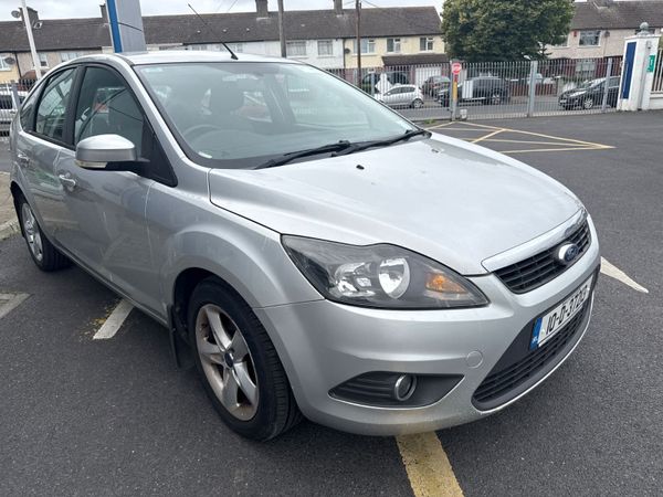 Ford Focus Hatchback, Diesel, 2010, Silver