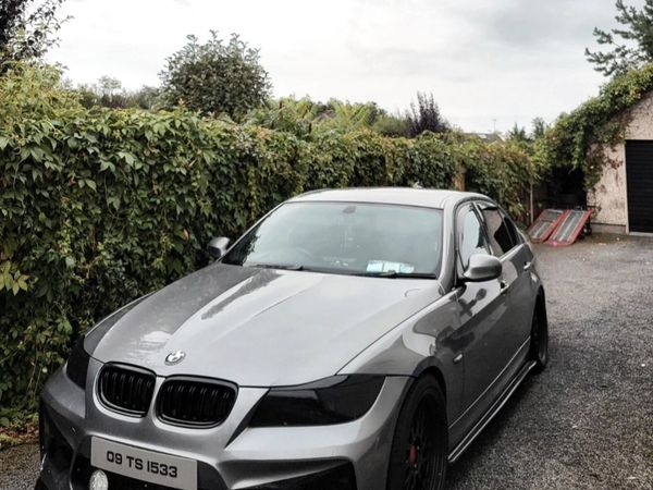 BMW 3-Series Saloon, Diesel, 2009, Grey