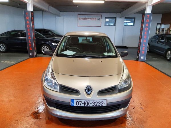 Renault Clio Hatchback, Petrol, 2007, Yellow